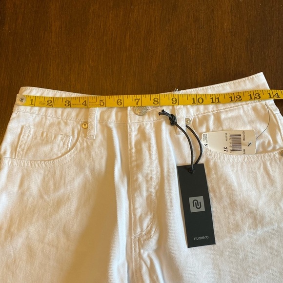 Numero Juniors Lou Lou High Rise Raw-Edge-Hem Denim Shorts White Size 27 - Picture 10 of 11